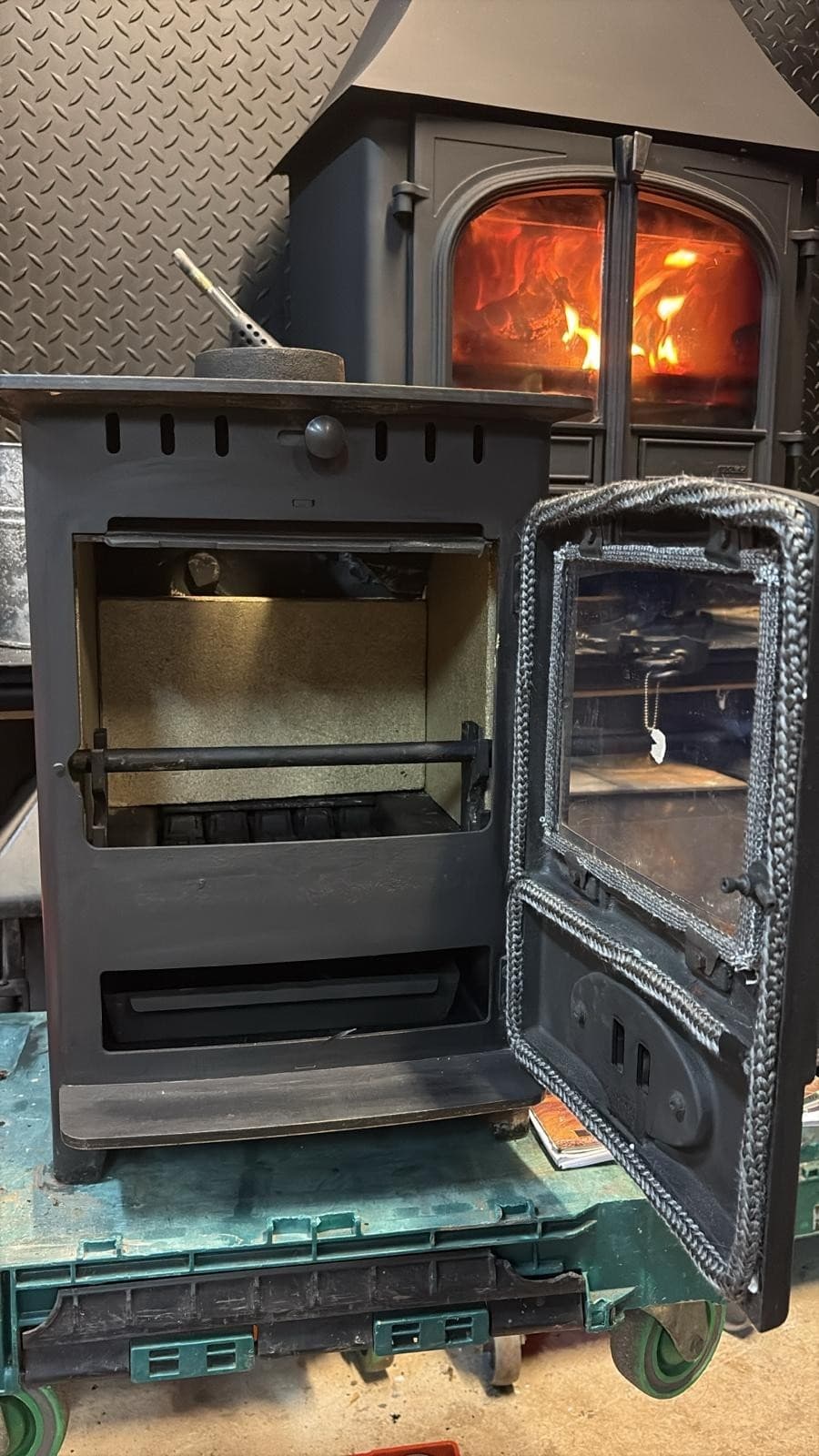Aarrow Hamlet Solution 4Kw Multifuel Stove, (log,wood,coal+burner)🚚🚚🚚🚚 — view 5