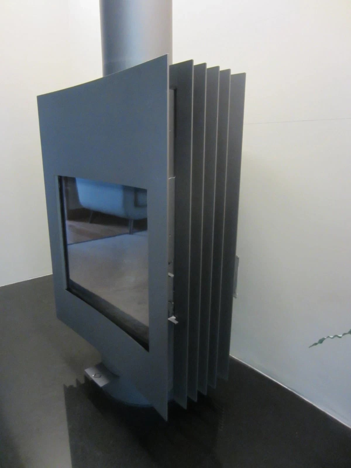 Harrie Leenders SIGNA, Log Burner, woodburning stove (log,wood+burner)๐ defra