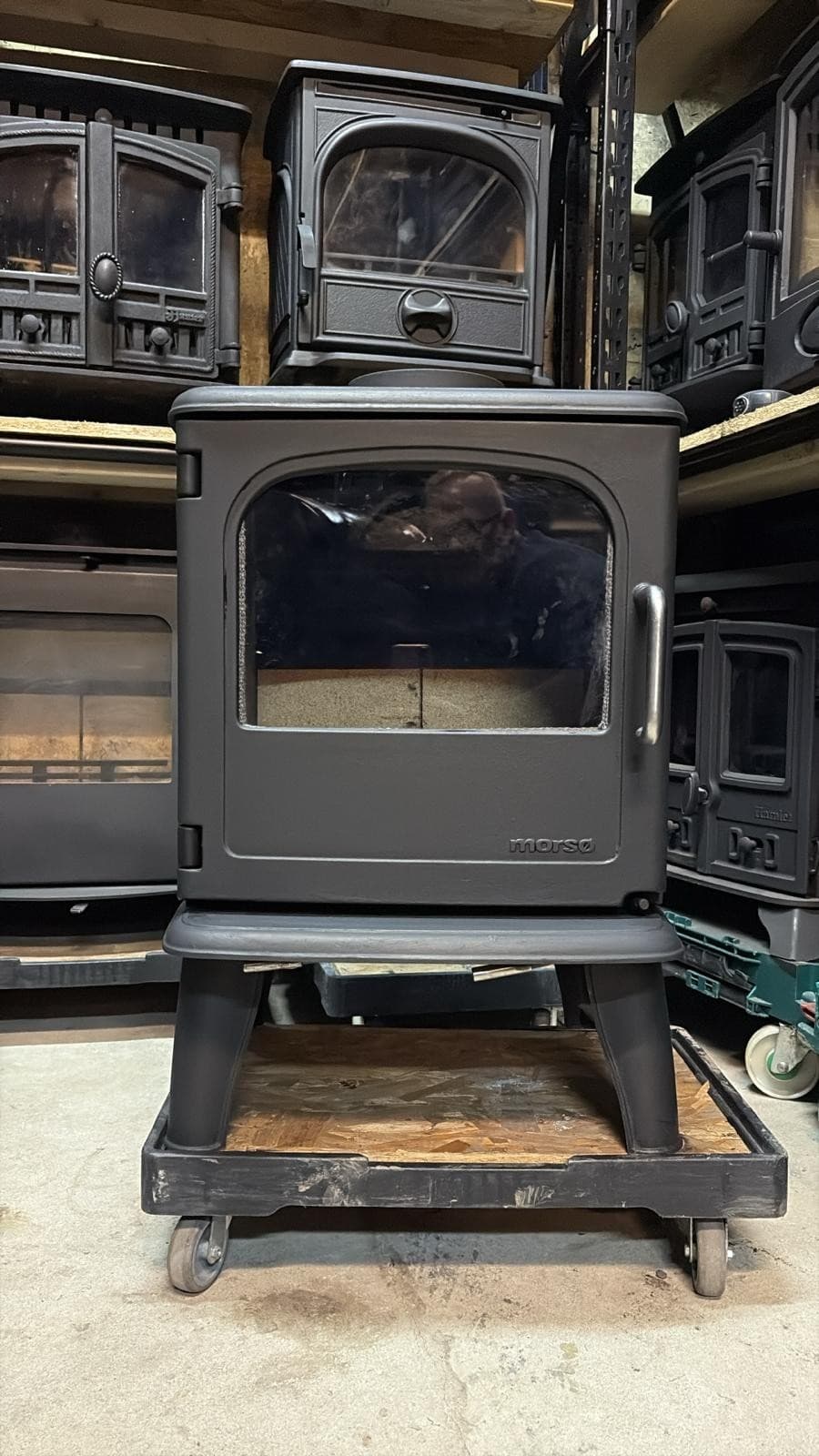 Morso Owl Stove 3410 3440 ,MULTIFUEL, (log,wood+burner), DEFRA, OWL ON SIDE — view 5