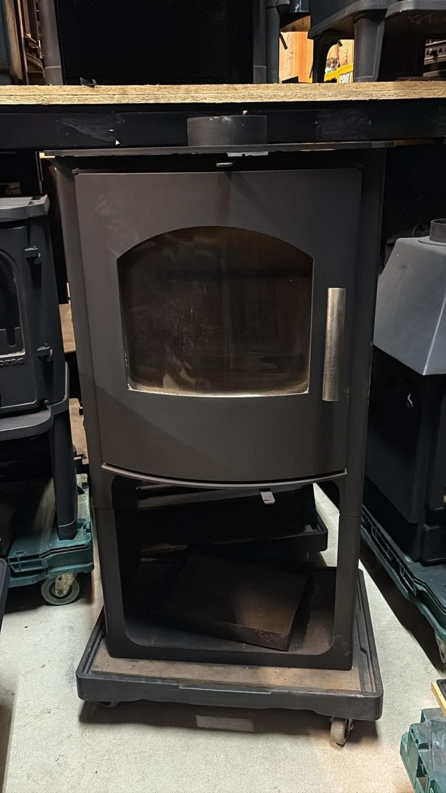 Mendip log store STOVE 7.5kW, Multifuel, coal (log,wood+burner), ๐๐ ๐ โ view 2