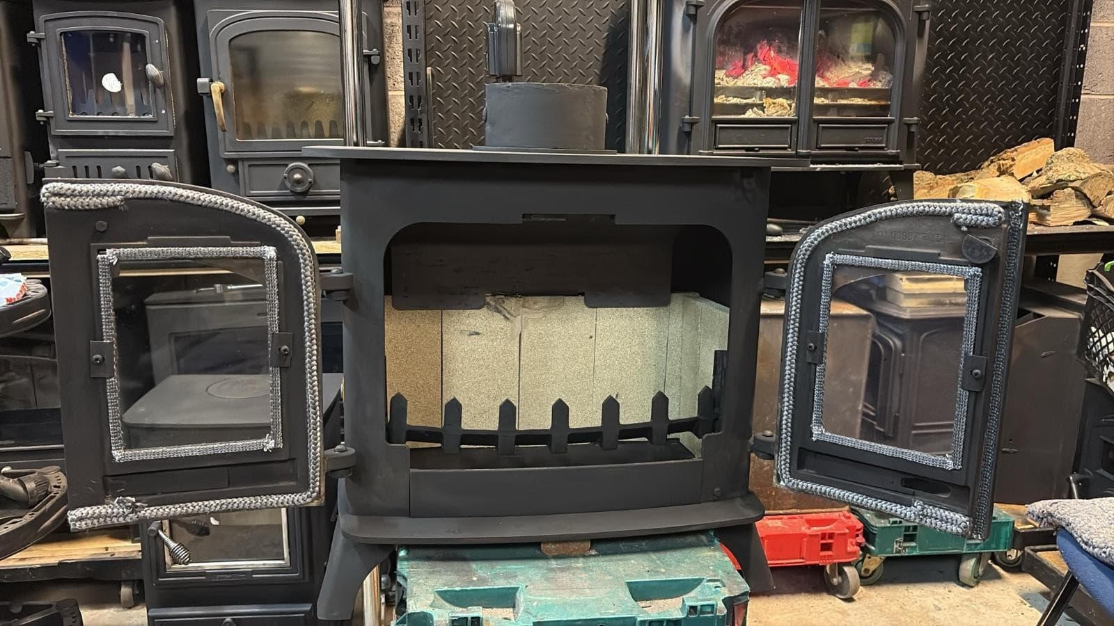Yeoman EXE Stove 7 Kw, FLAT TOP STOVE, Multifuel, (log,wood+burner), ๐๐ ๐ โ view 3