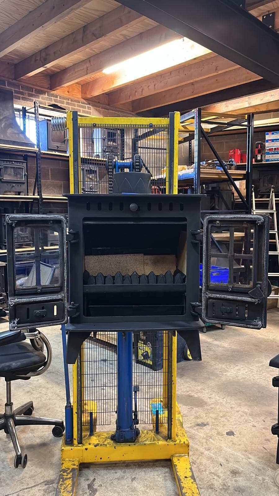 Hunter Herald 4 5kw Stove, MULTIFUEL, (log,wood+burner), DEFRA, eco stove🚚🚚🚚 — view 3