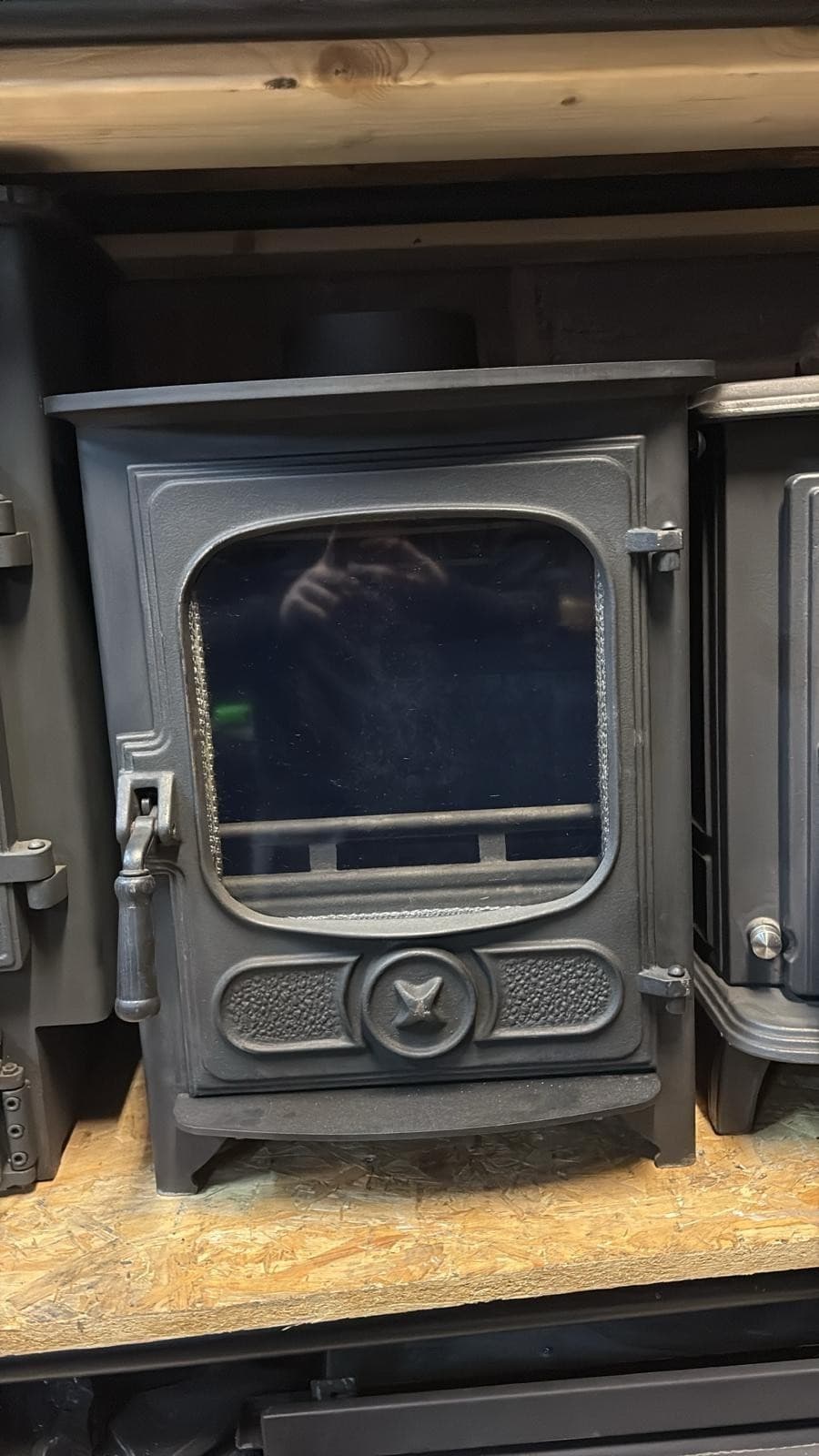 Charnwood Country 4 Stove, 5kW, Woodstove, logburner, (log,wood+burner)🚚🚚 — view 3