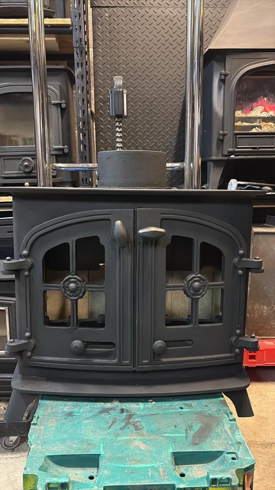 Yeoman EXE Stove 7 Kw, FLAT TOP STOVE, Multifuel, (log,wood+burner), 🚚🚚 🚚 — view 2