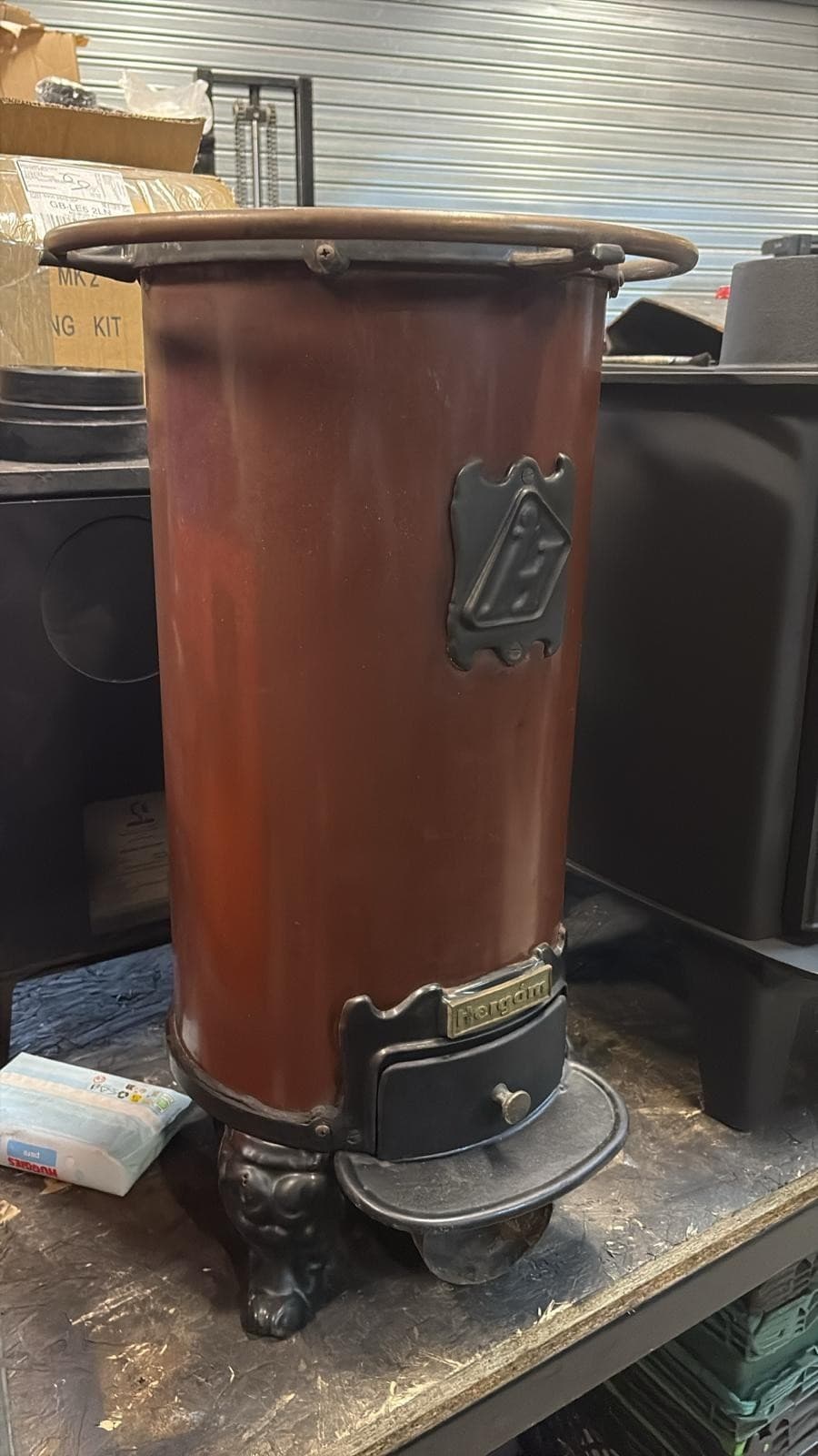 Hergom Cylindrical Multi Fuel Stove — view 3