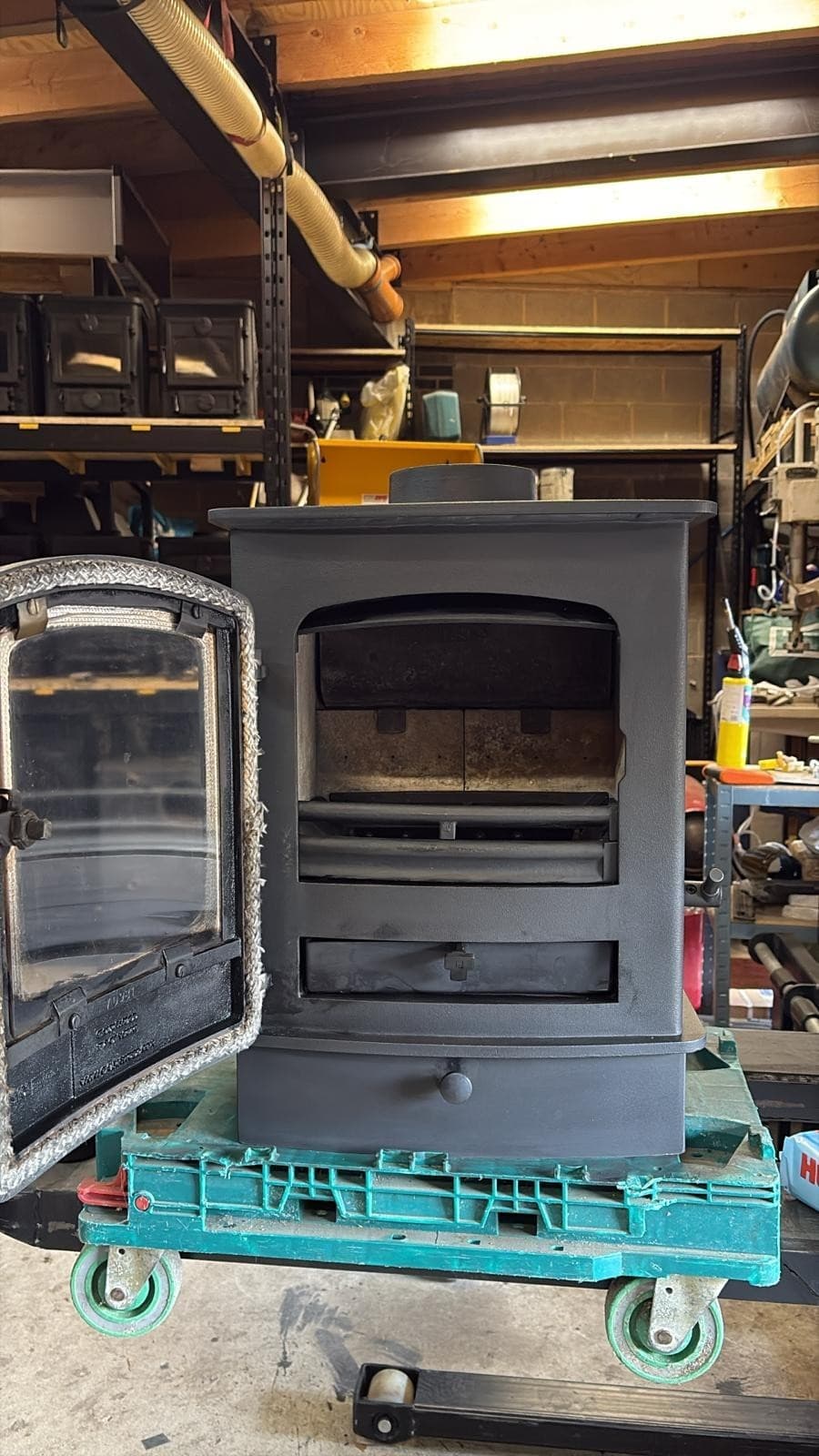 🔥 RESTORED “CHARNWOOD COVE 1” 5KW Multi Fuel Log Stand Defra Stove RRP £1676 🔥 — view 5
