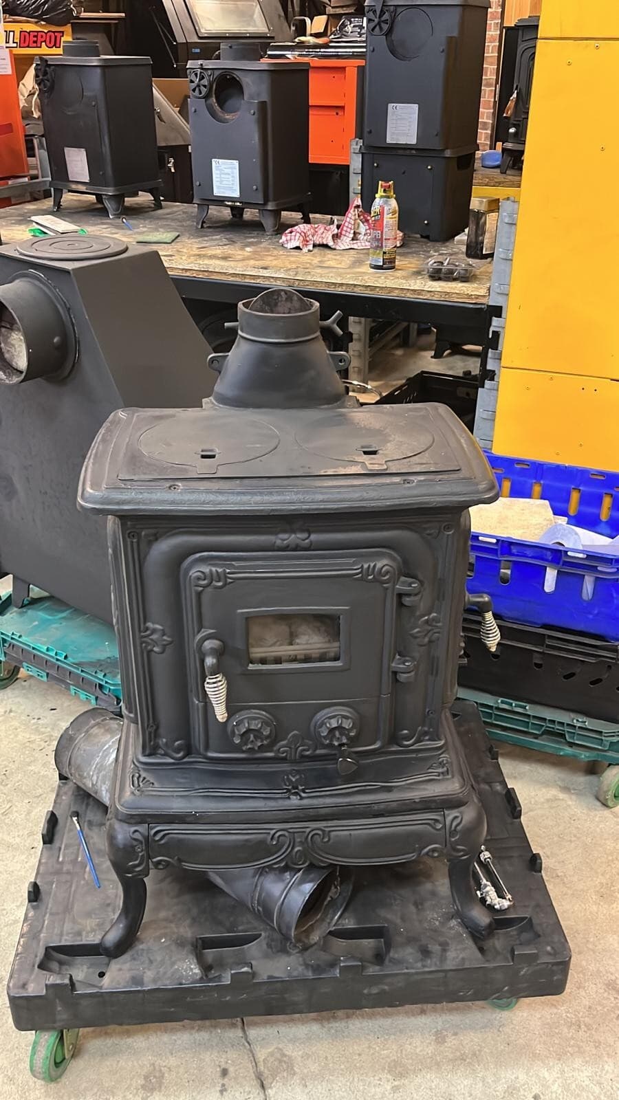 Vintage Cast iron Parlour Gas stove 4.7kw small gas stove — view 2