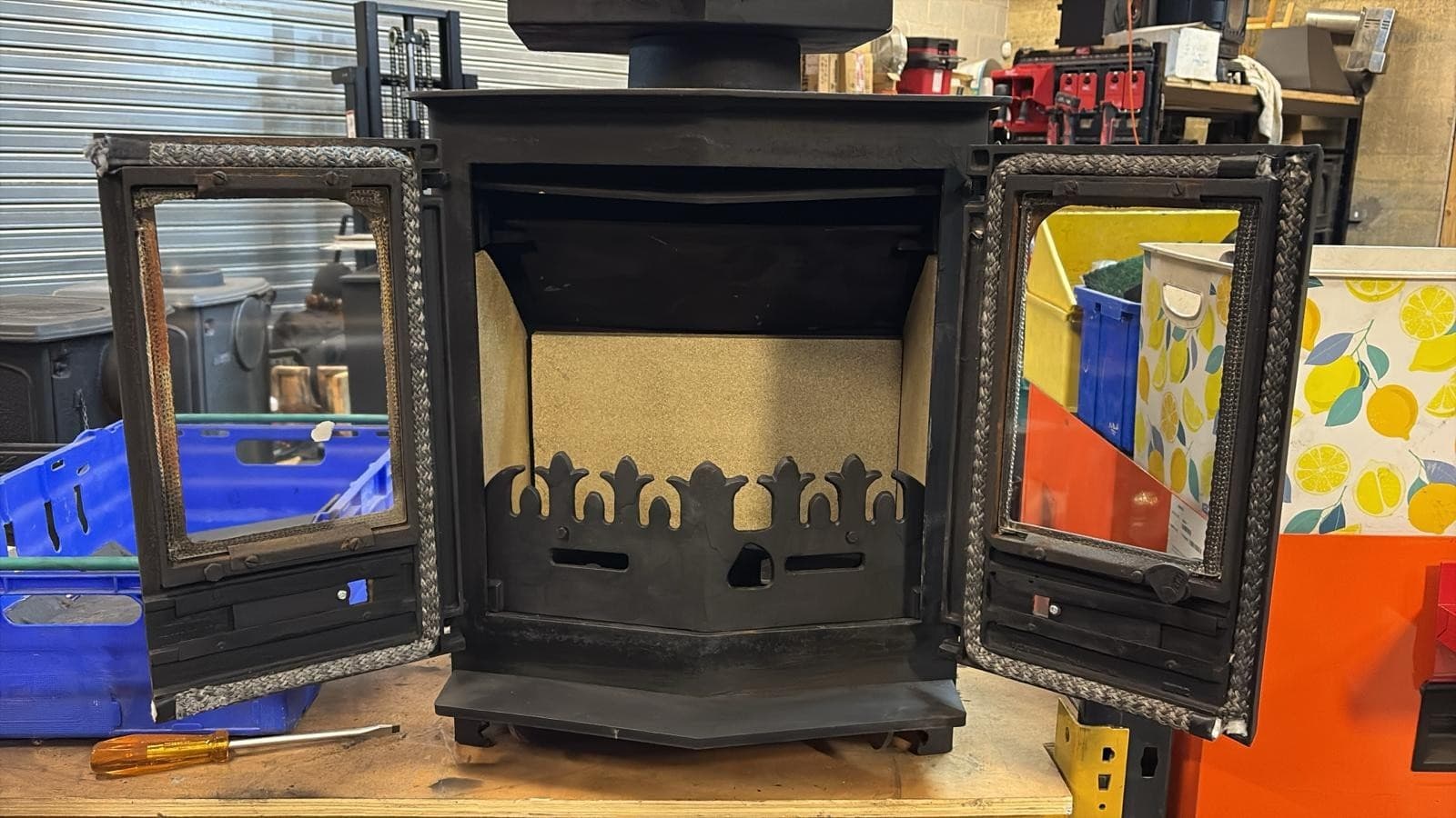 Charnwood Country 6 Stove, Woodburner, (log,wood+burner), DEFRA, ๐๐๐ โ view 5