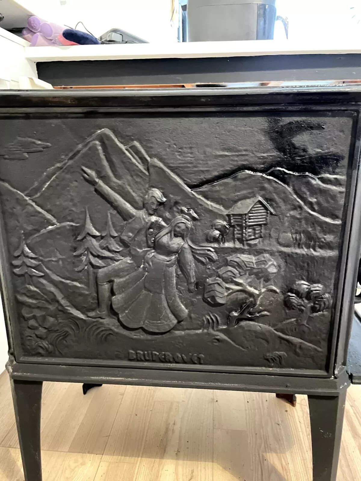 trolla wood burning stove — view 4