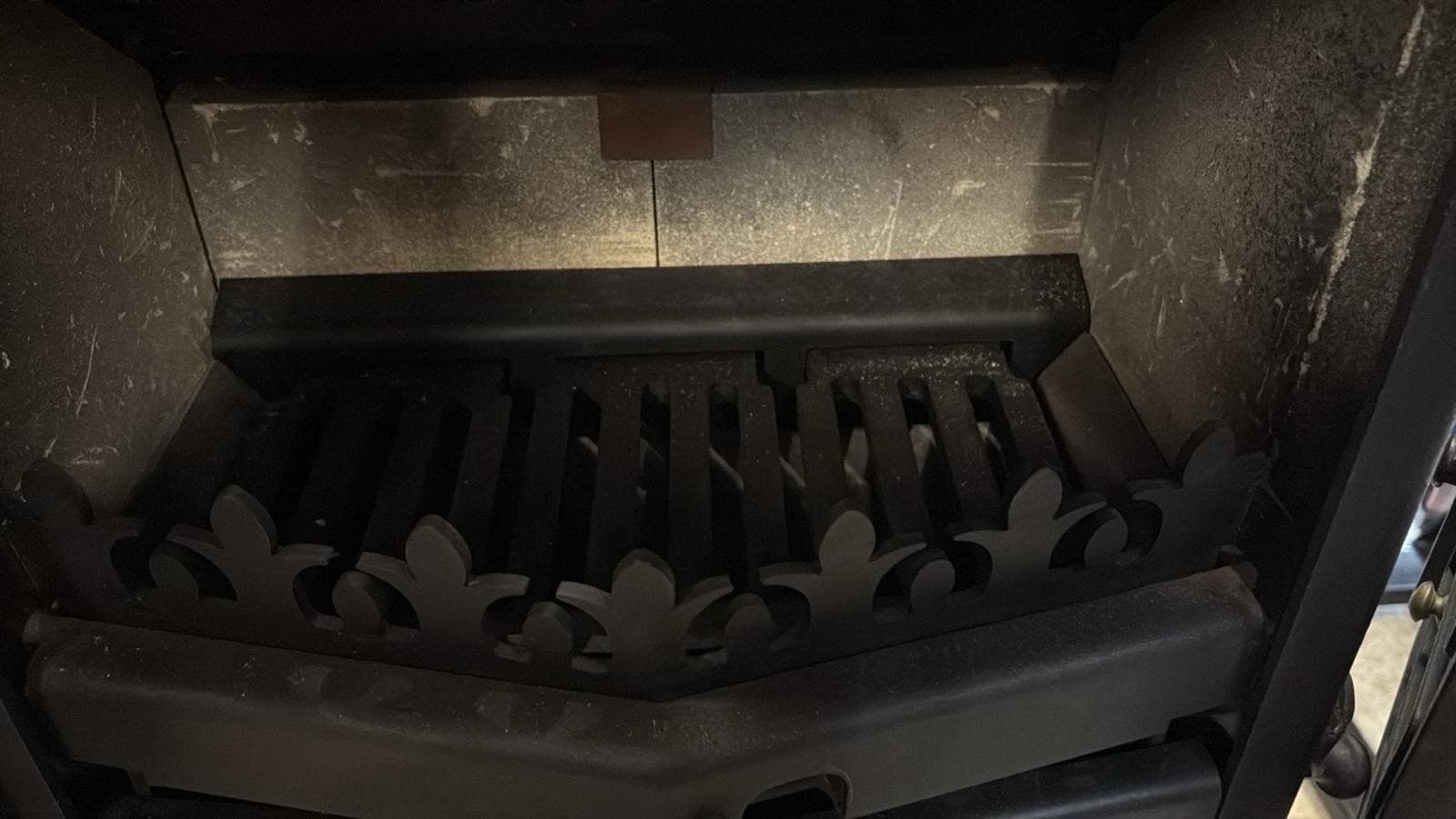 Charnwood Country 6 Stove, MULTIFUEL, COAL (log,wood+burner), DEFRA, ๐๐๐ โ view 2