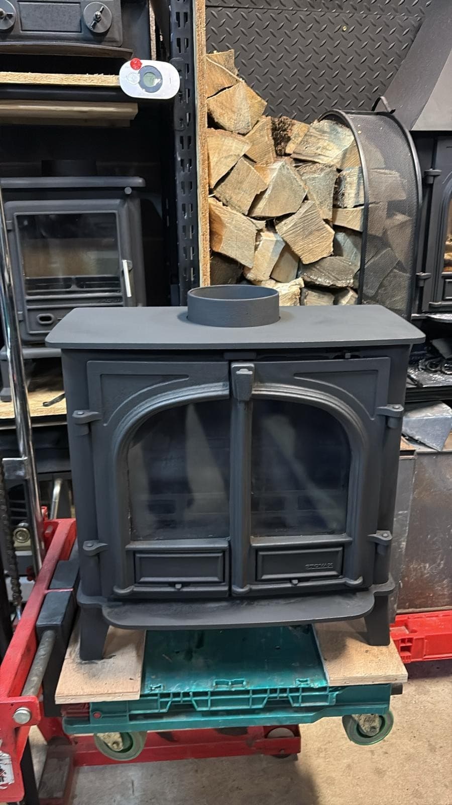 Stovax Stockton 8 slimline 6kW, Muiltifuel Stove (log,wood+burner), DEFRA, 🚚🚚 — view 3