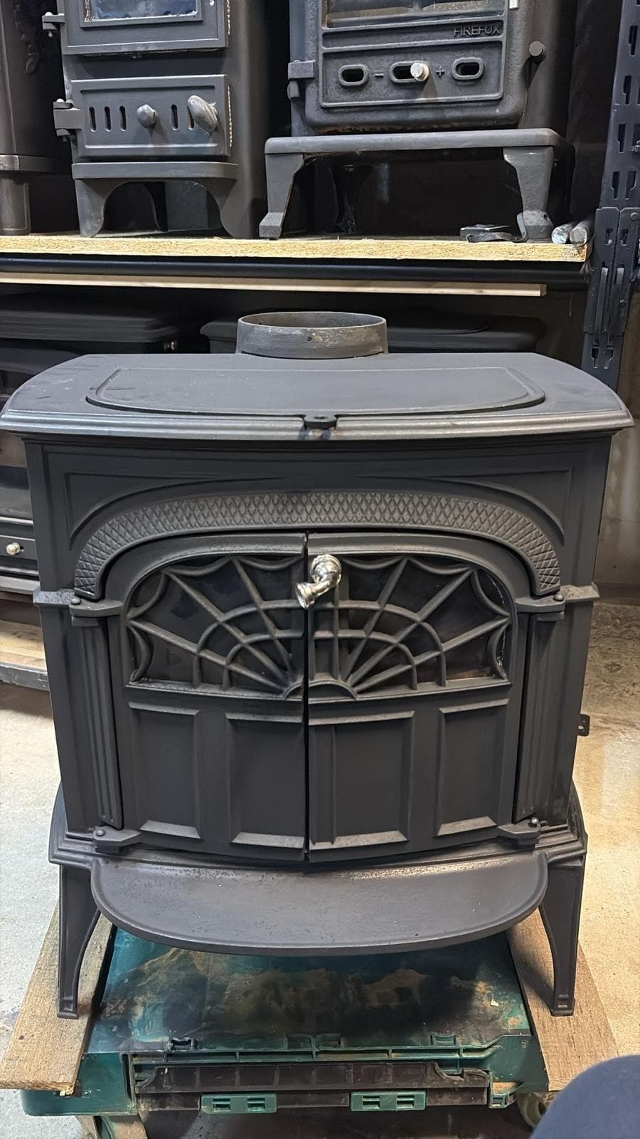 Vermont Castings intrepid Stove, MULTIFUEL, COA(log,wood+burner), DEFRA ๐ ๐๐