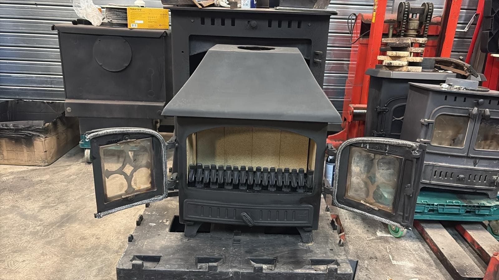 Aarrow Hamlet 8Kw Canopy, , multifuel Stove delivery available! — view 5