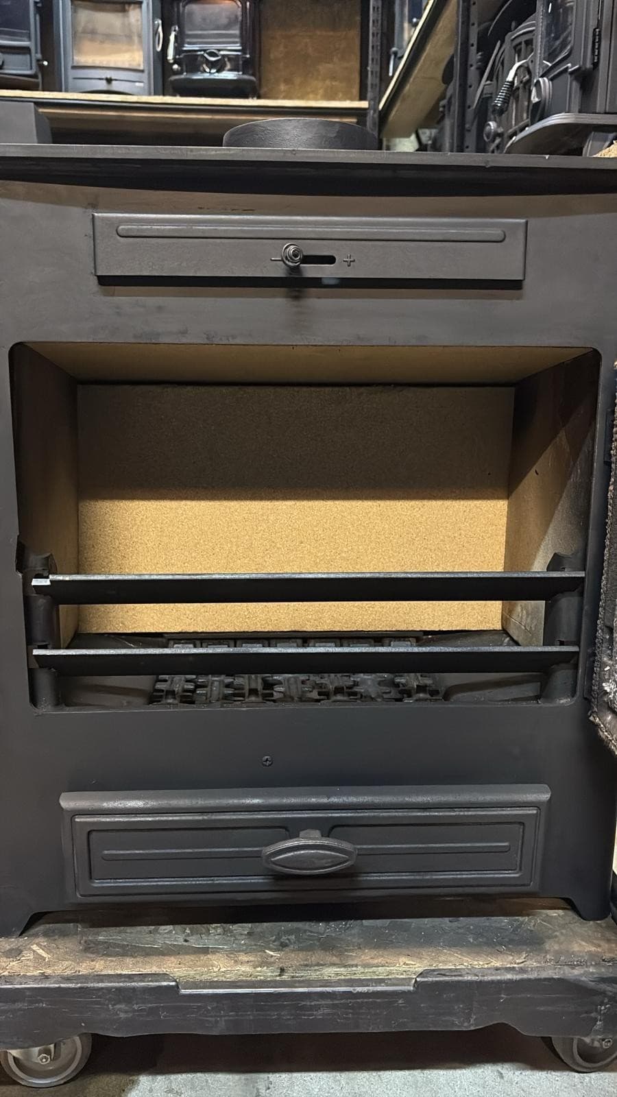Arrow evolution 5Kw Multifuel Stove, COAL (log,woo,coal+burner)🚚🚚🚚🚚🚚🚚 — view 3