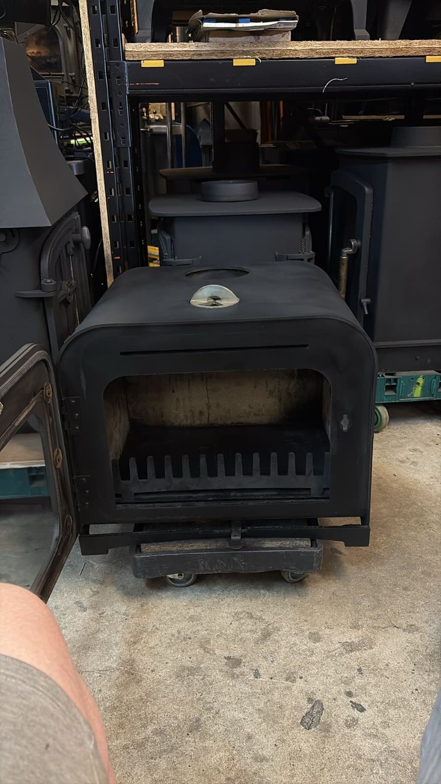 Firebelly T12 12KW Stove, LOGBURNER - WOODBURNER - DELIVERY — view 4