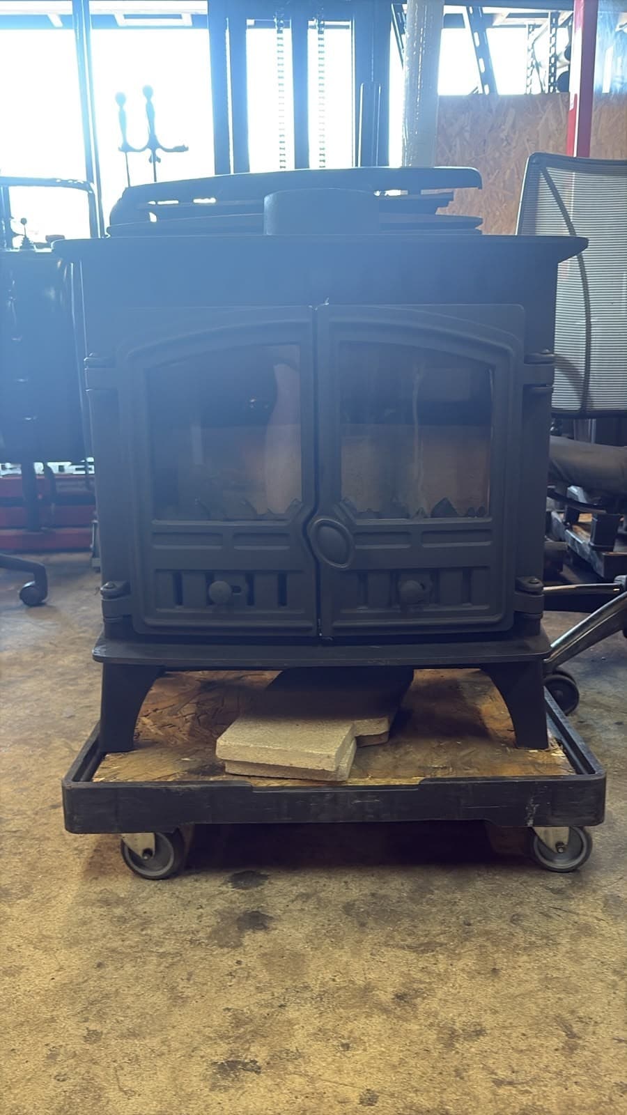 Hunter Herald 5 CE Slimline Double Door Stove/Fireplace — view 2