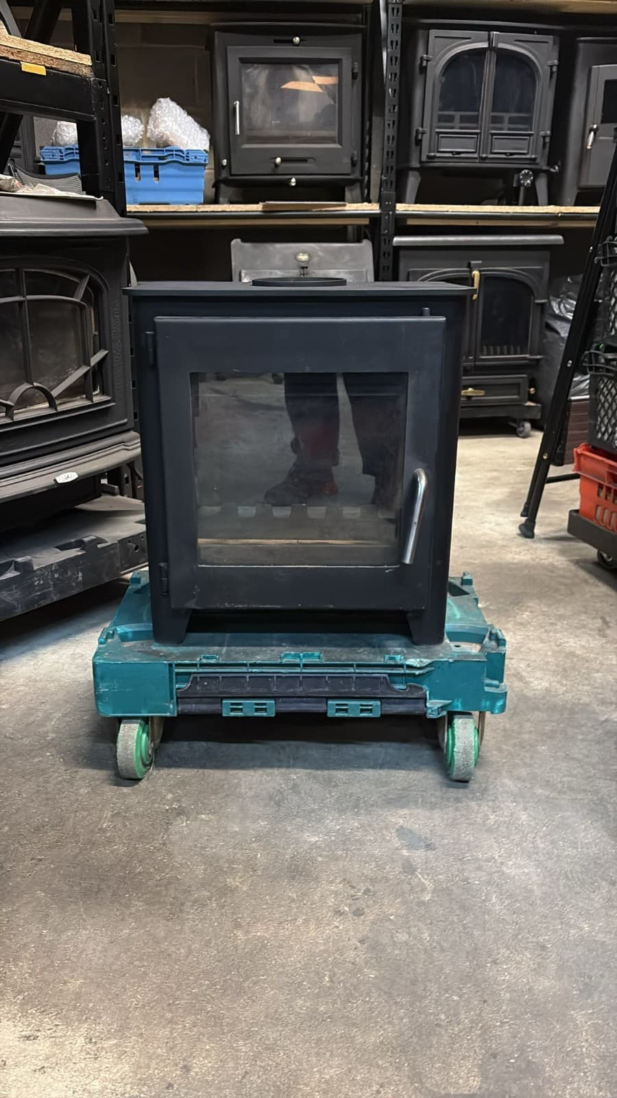 Ecosy 4KW Stove, LOGBURNER - WOODBURNER - DELIVERY — view 4