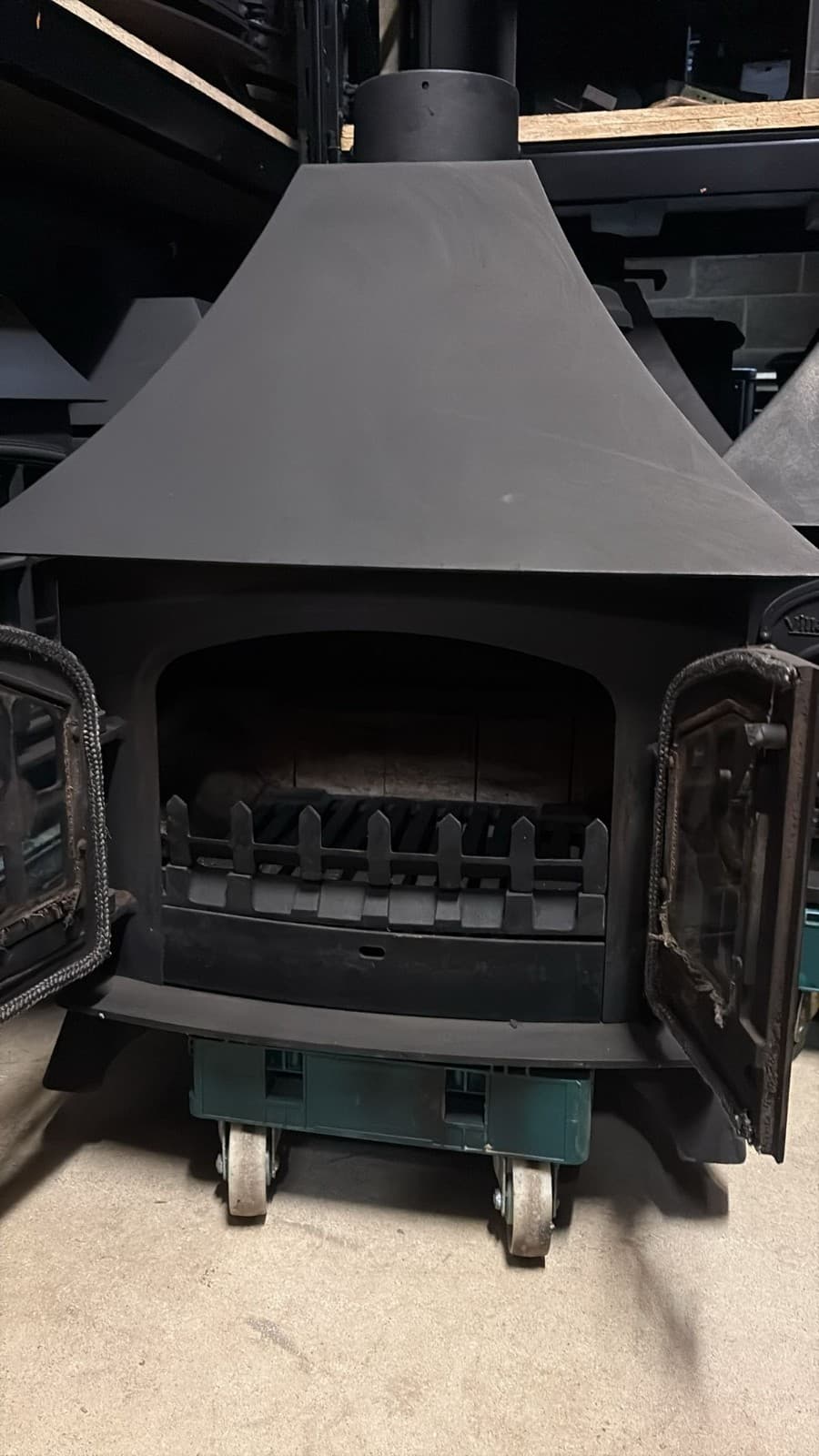 YEOMAN COUNTRY 14 Stove, 14KW, Multifuel, (log,wood+burner), DEFRA 🚚🚚 Delivery — view 3