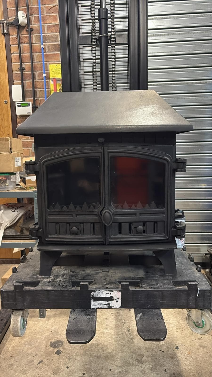 Hunter Herald 8 Stove Mk2 8kw, BOILER, MULTIFUEL, (log,wood+burner), DEFRA, 🚚🚚 — view 3