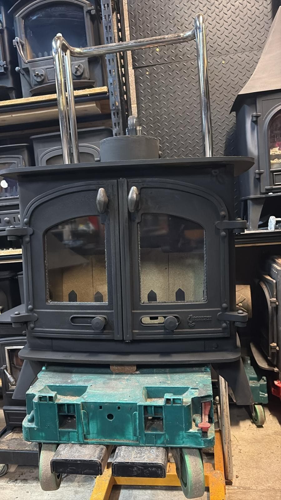 Yeoman EXE Stove 7 Kw, FLAT TOP STOVE, Multifuel, (log,wood+burner), ๐๐ ๐