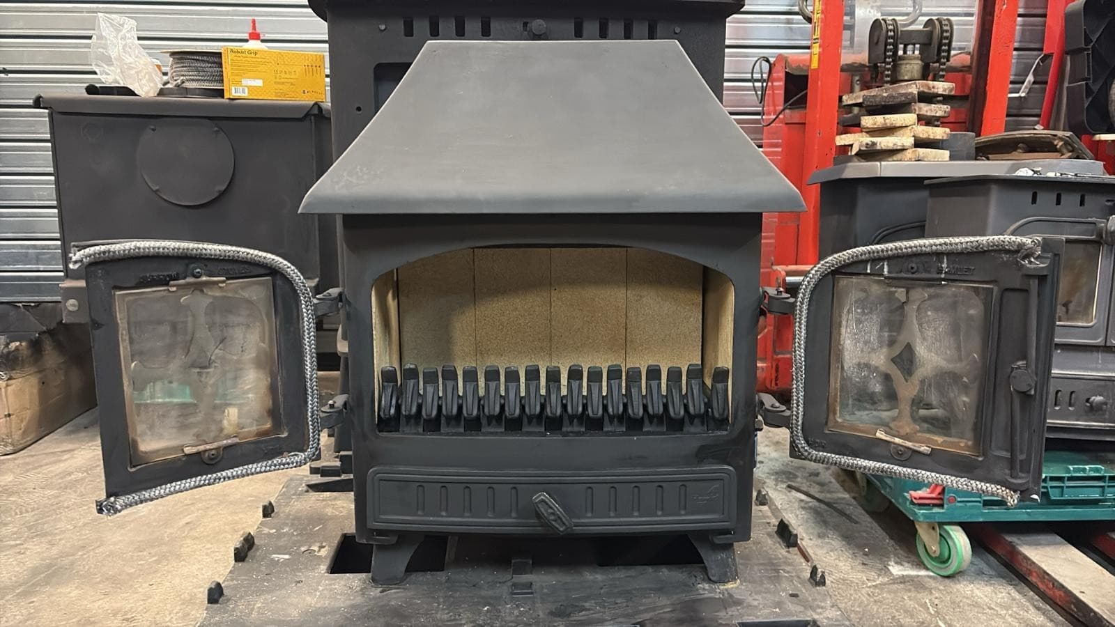 Aarrow Hamlet 8Kw Canopy, , multifuel Stove delivery available! — view 2