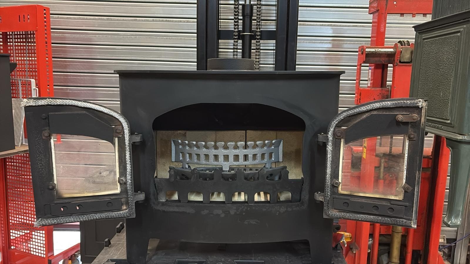 Villager A Range Stove, 12KW Stove MULTIFUEL, (log,wood+burner), DEFRA, ๐๐ โ view 3