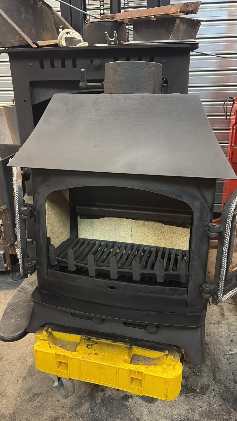 Yeoman Devon Stove 9Kw, Multifuel, (log,wood+burner), DEFRA ๐๐ Delivery โ view 3