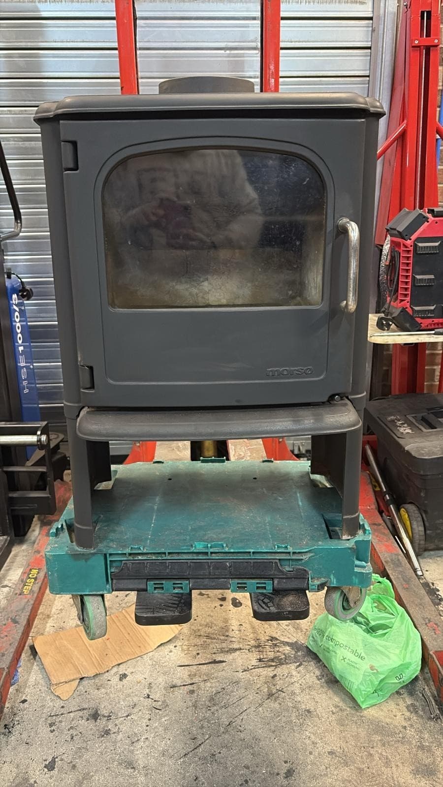 Morso Owl Stove 3410 3440 ,MULTIFUEL, (log,wood+burner), DEFRA, Squirrel — view 3
