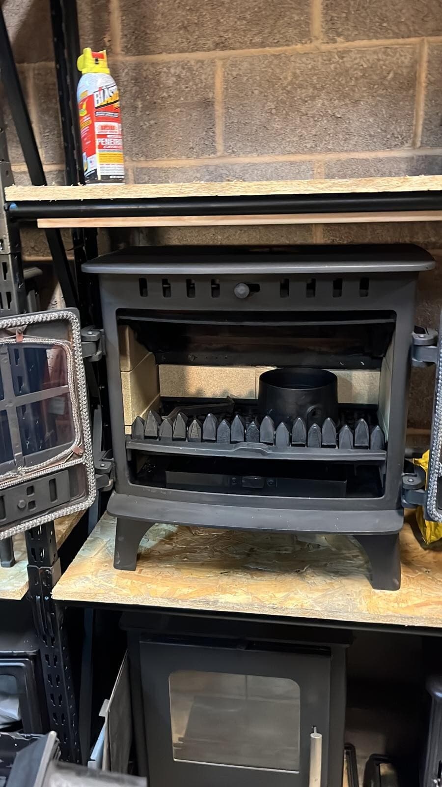 Hunter Herald 8 Stove Mk2 8kw, MULTIFUEL, (log,wood+burner), DEFRA, 🚚🚚 — view 3
