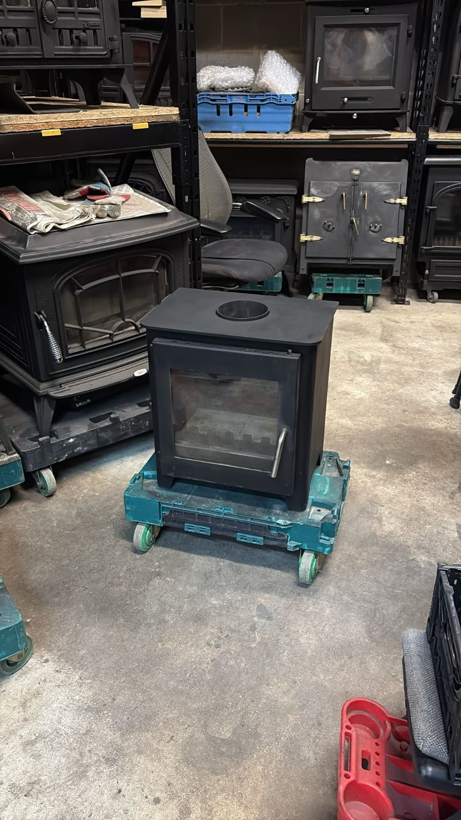 Ecosy 4KW Stove, LOGBURNER - WOODBURNER - DELIVERY — view 2