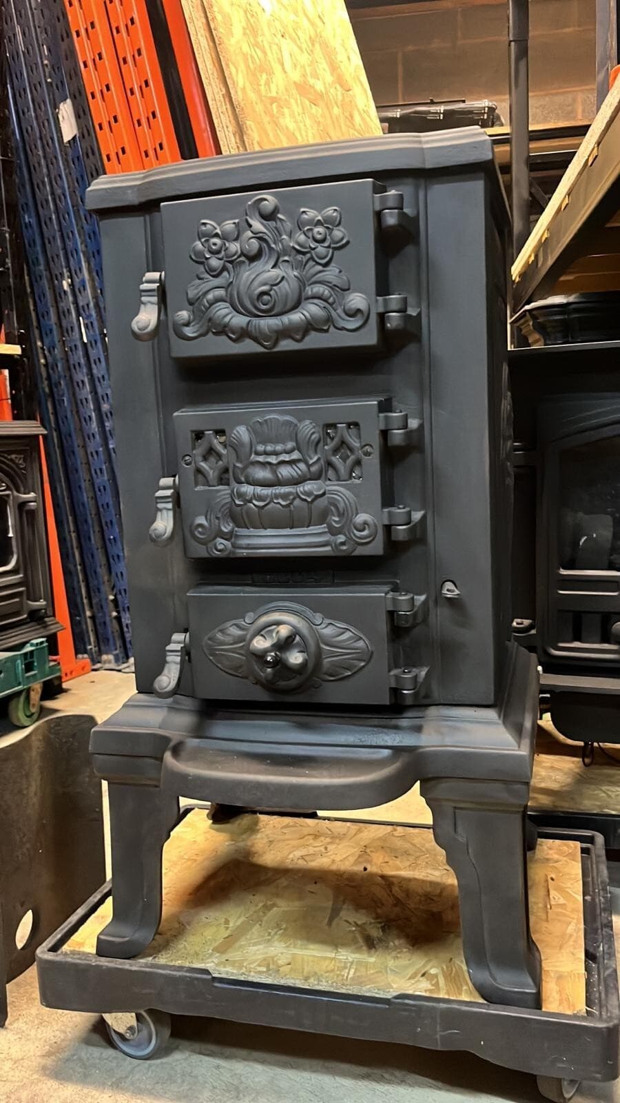 LLANGE SVENDBORD, VINTAGE, CAST IRON STOVE, MULTIFUEL, (log,wood+burner), ๐๐๐