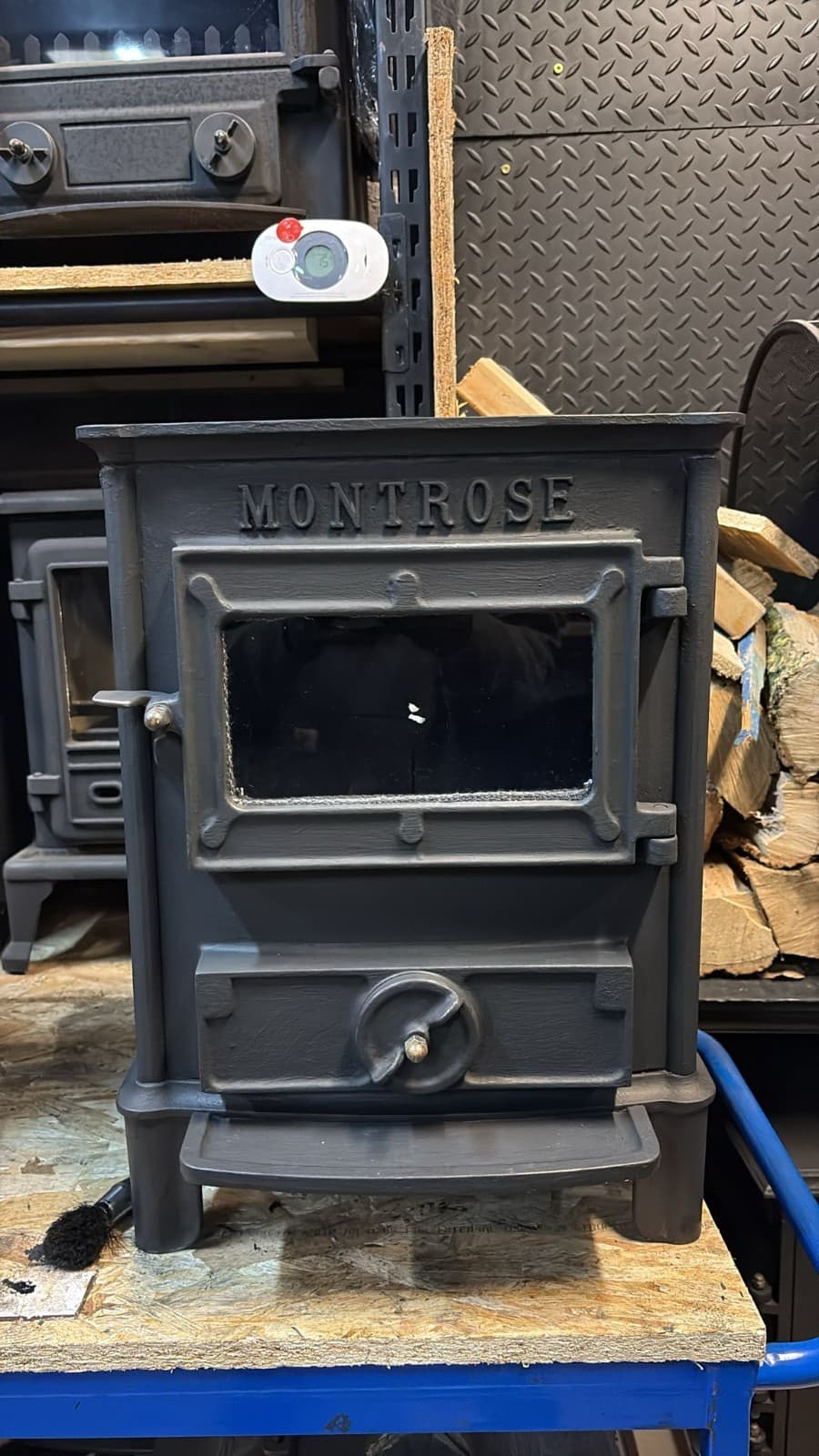 Esse Montrose, MK1 Stove, 5kw MULTIFUEL, (log,wood+burner), 🚚🚚 — view 3