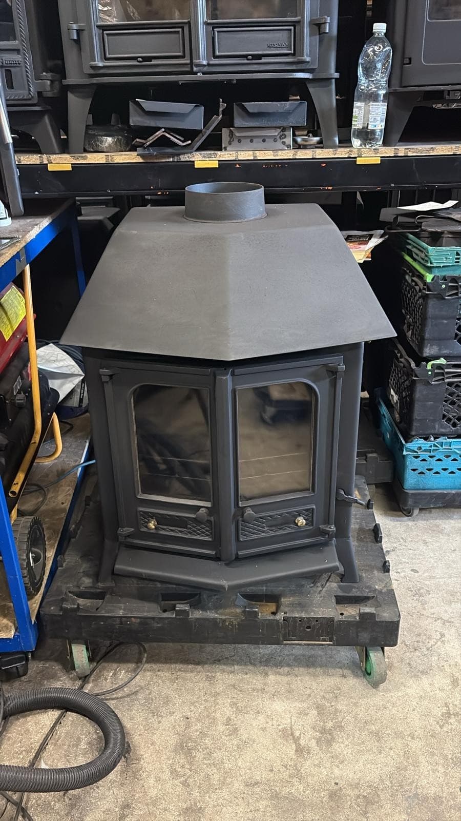 Charnwood Country 8 Stove, 8KW MULTIFUEL, COAL (log,wood+burner), , 🚚🚚🚚 — view 3