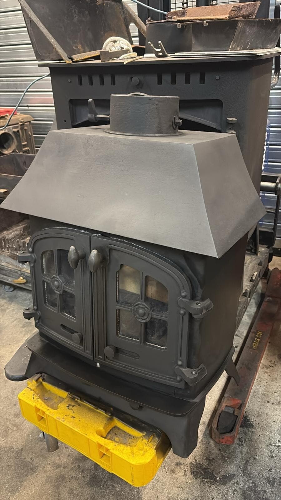 Yeoman Devon Stove 9Kw, Multifuel, (log,wood+burner), DEFRA ๐๐ Delivery