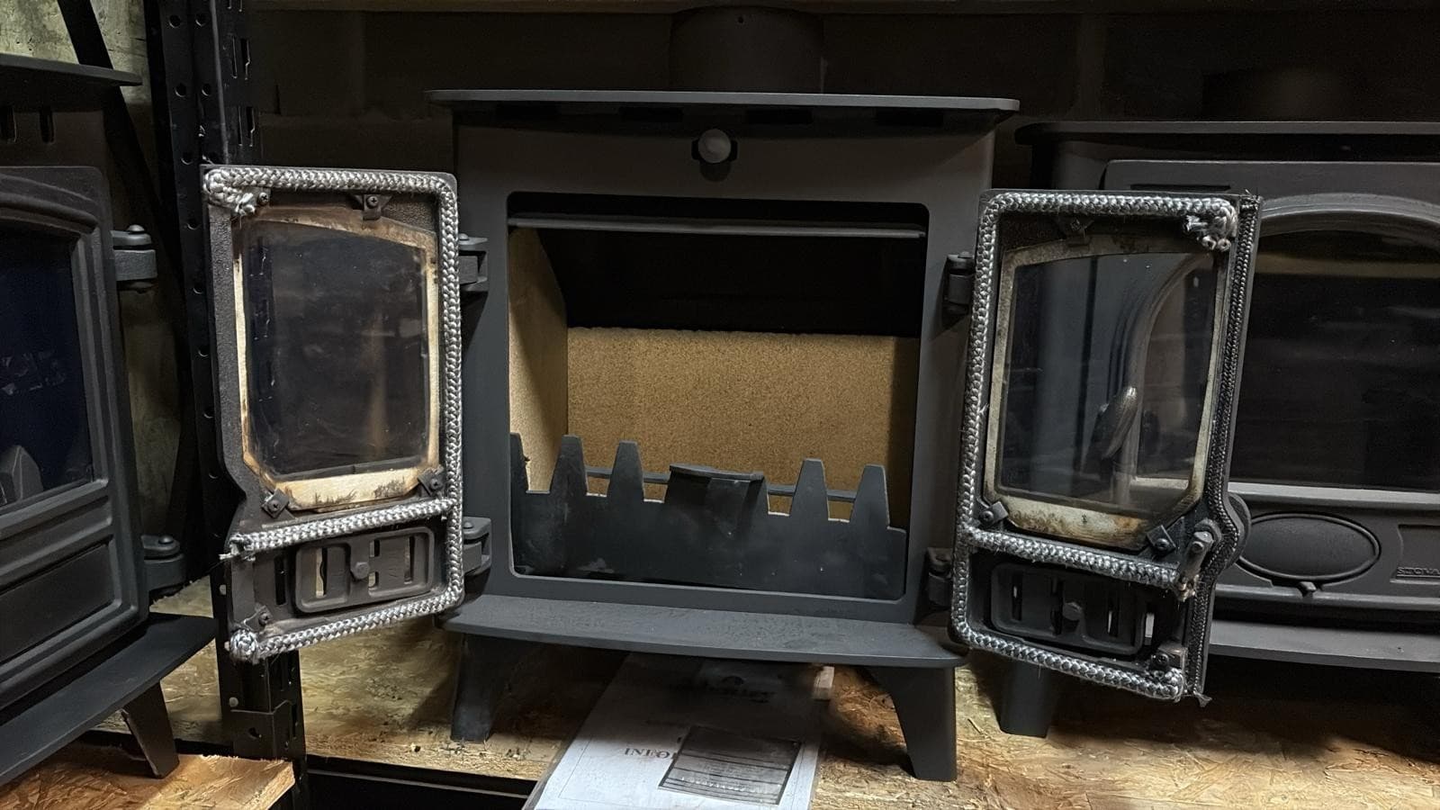Hunter Herald 4 Stove, 5kW, Wood Stove, (log,wood+burner)🚚🚚🚚🚚🚚 — view 5
