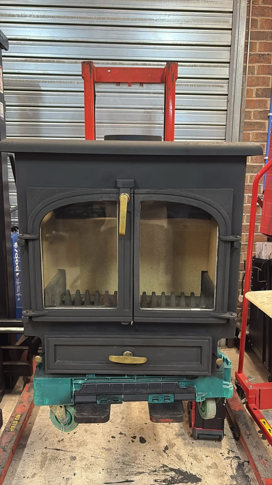 Clearview 650 Stove, 12kW, MULTIFUEL, (log,wood+burner)๐๐๐๐๐๐