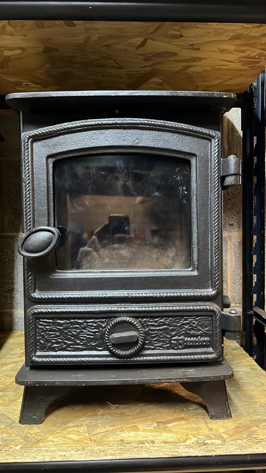 Hunter Hawk 4 Stove, 5kW, Multifuel, (log,wood+burner)๐๐๐๐๐